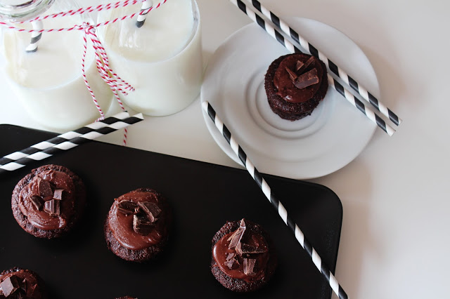 Små Chokolade Cupcakes - Hjemmelavede Cupcakes