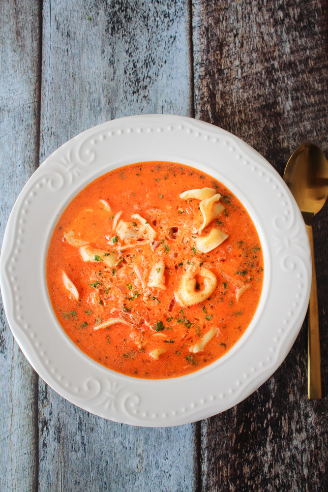 Tortellini Pesto Suppe