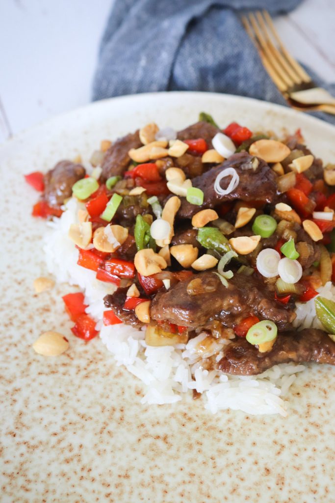 Mongolian Beef Med Grøntsager - Steak Strimler I Sauce Med Grøntsager