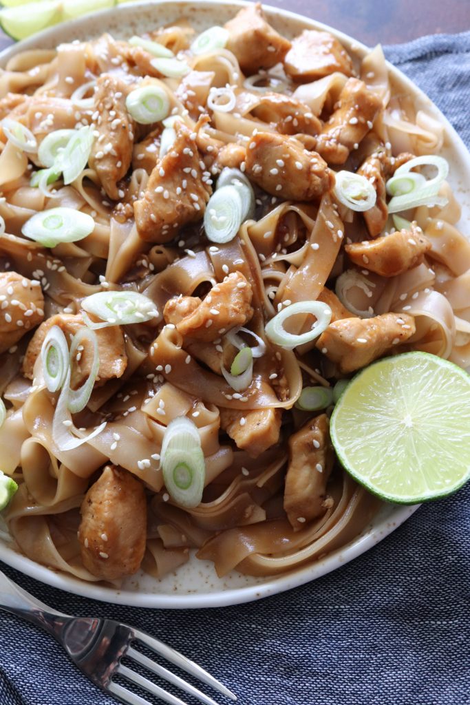 General Tso's Chicken -Asiatisk Inspireret Nudelret Med Kylling