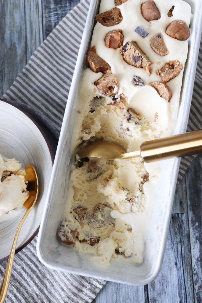 Den Bedste Vaniljeis Med Cookie Dough