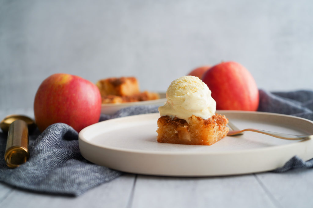 Blondie Med Æbler, Marcipan Og Brun Farin