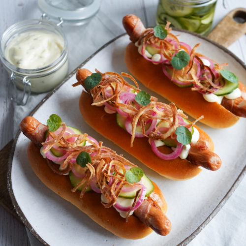 Hotdog Med Bacon, Bearnaisemayo Og Ristede Løg