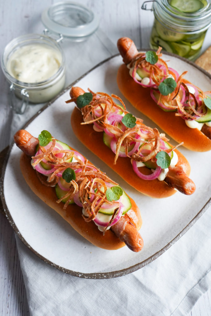 Hotdog Med Bacon, Bearnaisemayo Og Ristede Løg