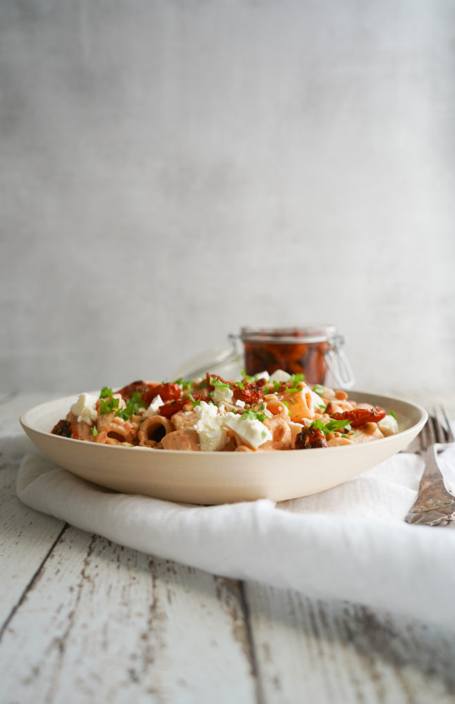 Pastasalat Med Tomatdressing