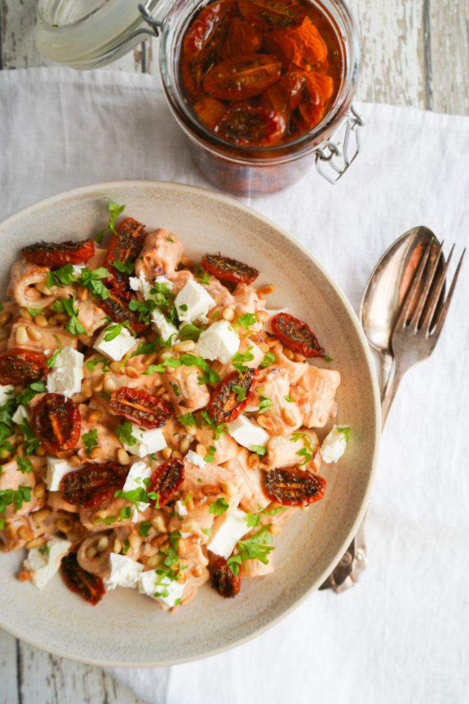 Pastasalat Med Tomatdressing