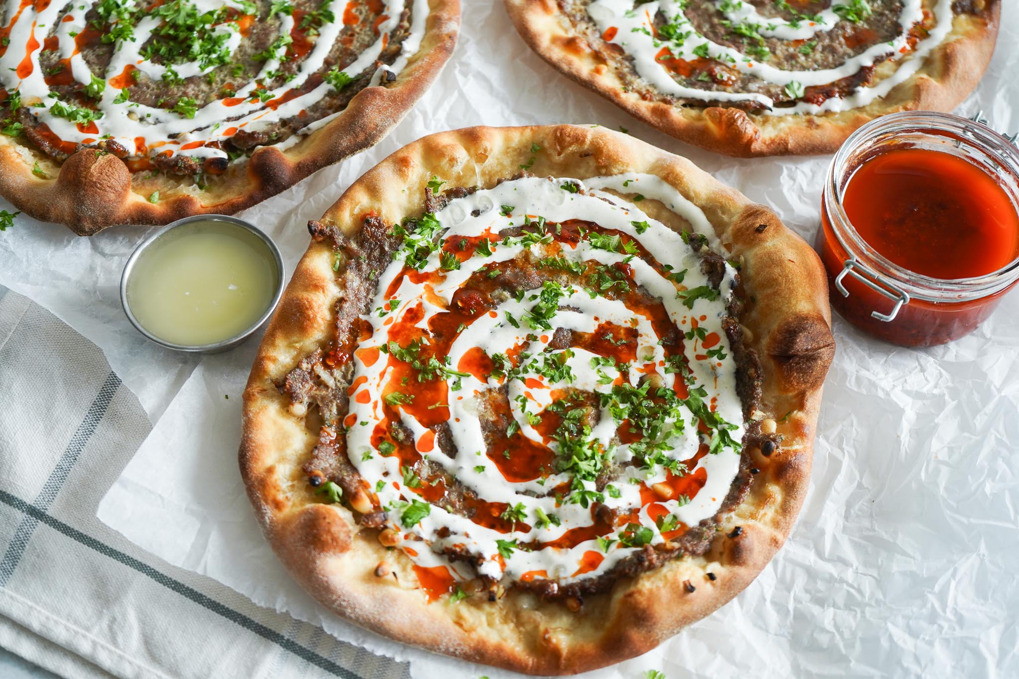 Tyrkisk Inspireret Pizza