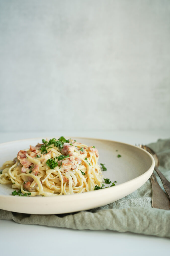 Pasta I Parmesansauce Med Bacon