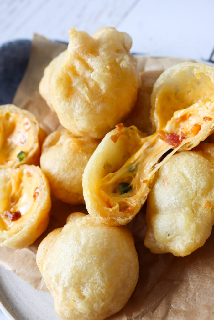 Chili Cheese Tops Med Bacon - Ostekugler Med Chili Og Bacon