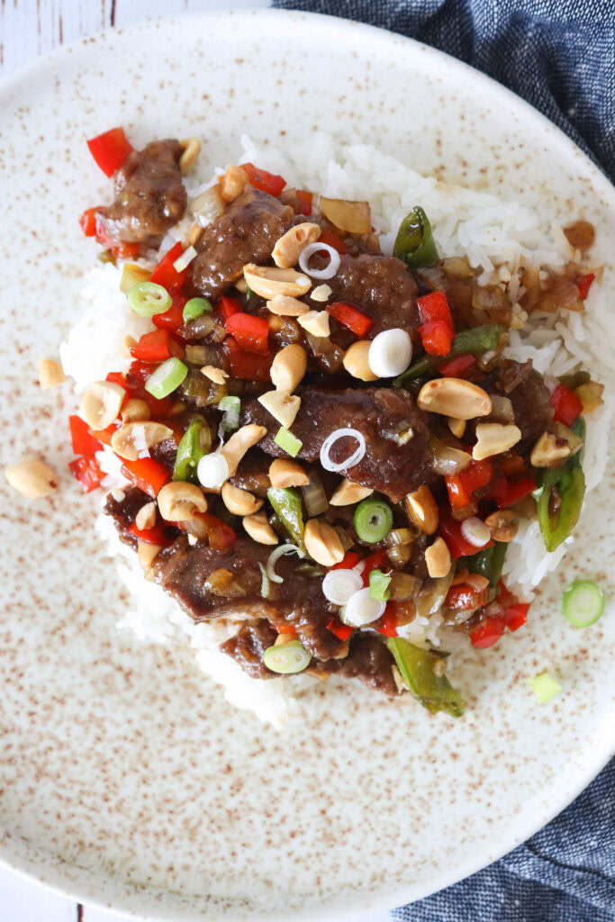 Mongolian Beef Med Grøntsager - Steak Strimler I Sauce Med Grøntsager
