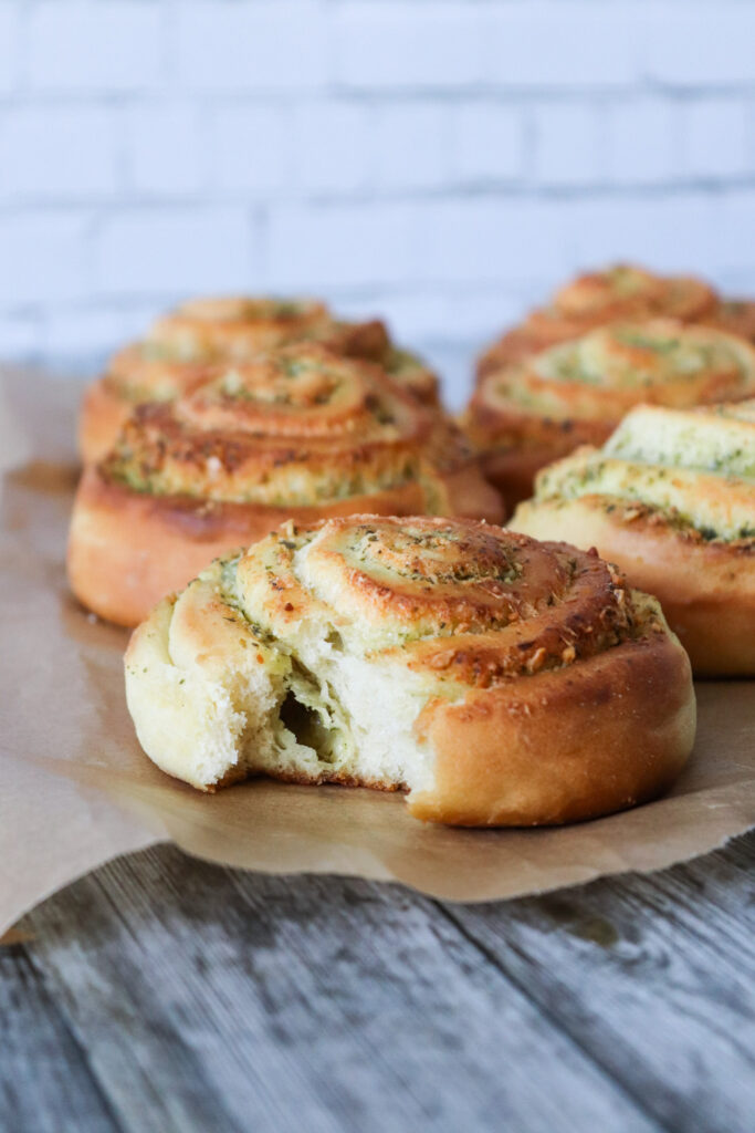 Den Bedste Opskrift På Bløde Pestosnegle - Snegle Med Pesto