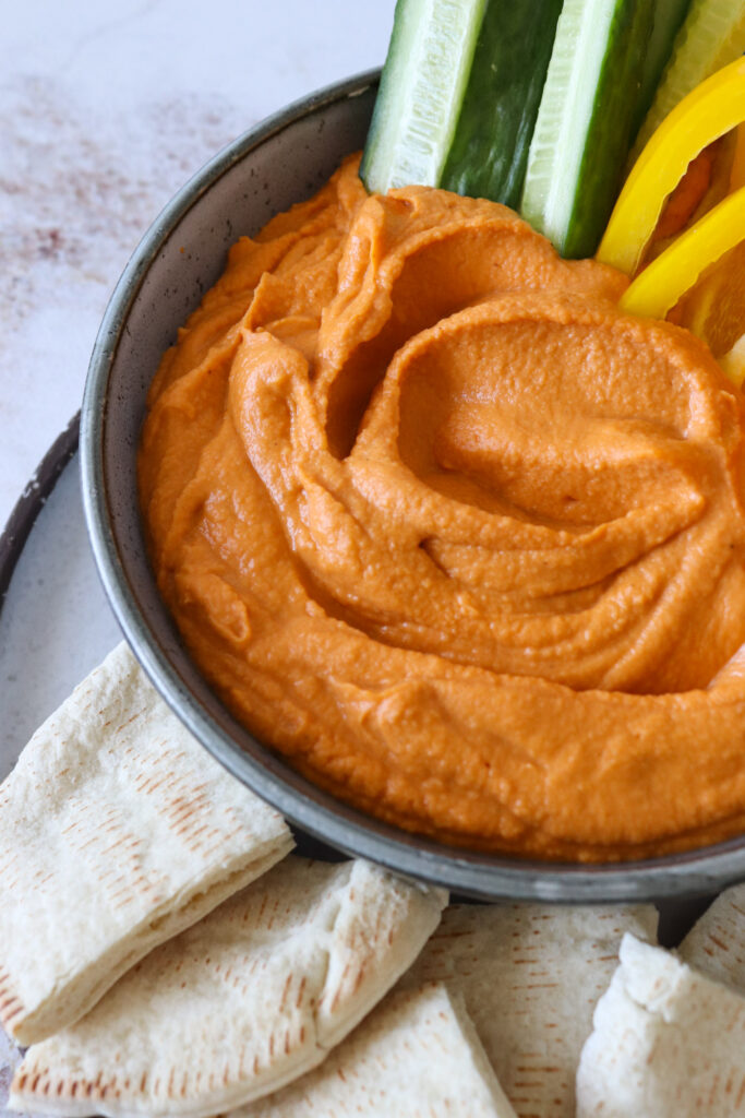 Hummus Med Bagt Peberfrugt - Opskrift På Hummus