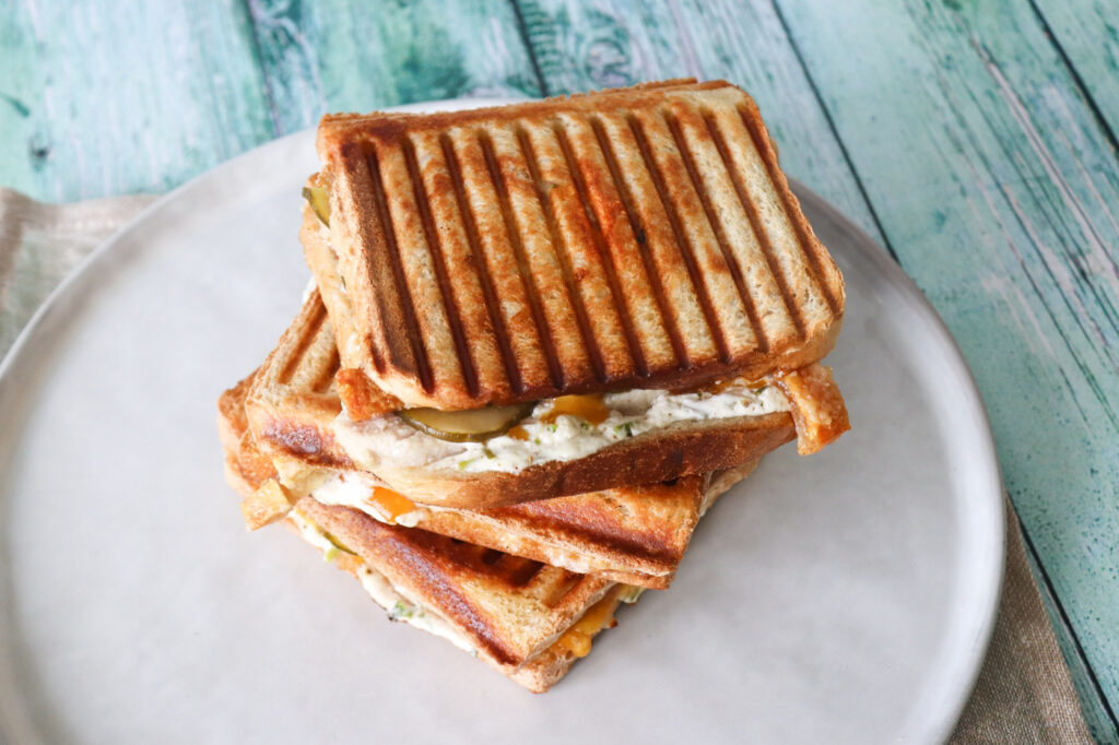 Flæskestegssandwich - Den Bedste Toast Med Flæskesteg