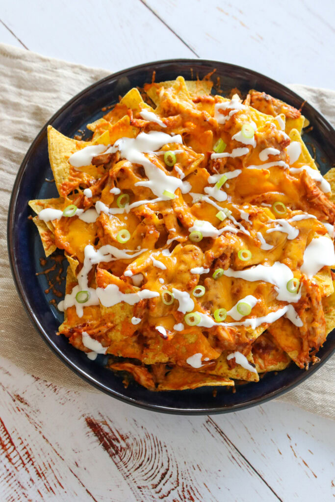 Nachos Med Pulled Kylling, BBQ Sauce Og Cheddar