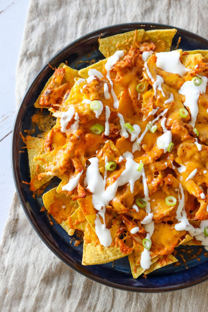 Nachos Med Pulled Kylling, BBQ Sauce Og Cheddar