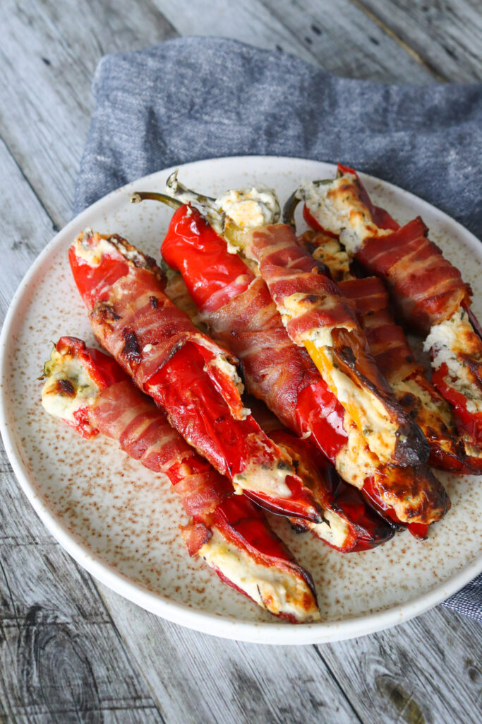 Fyldte Snackpeber Med Flødeost Og Bacon - Perfekt Tilbehør
