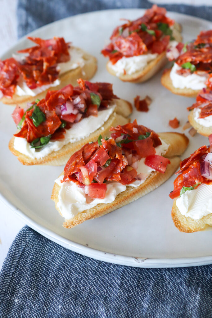 Brødhapsere Med Tomat Og Chorizo - Bruschetta Inspireret Brød