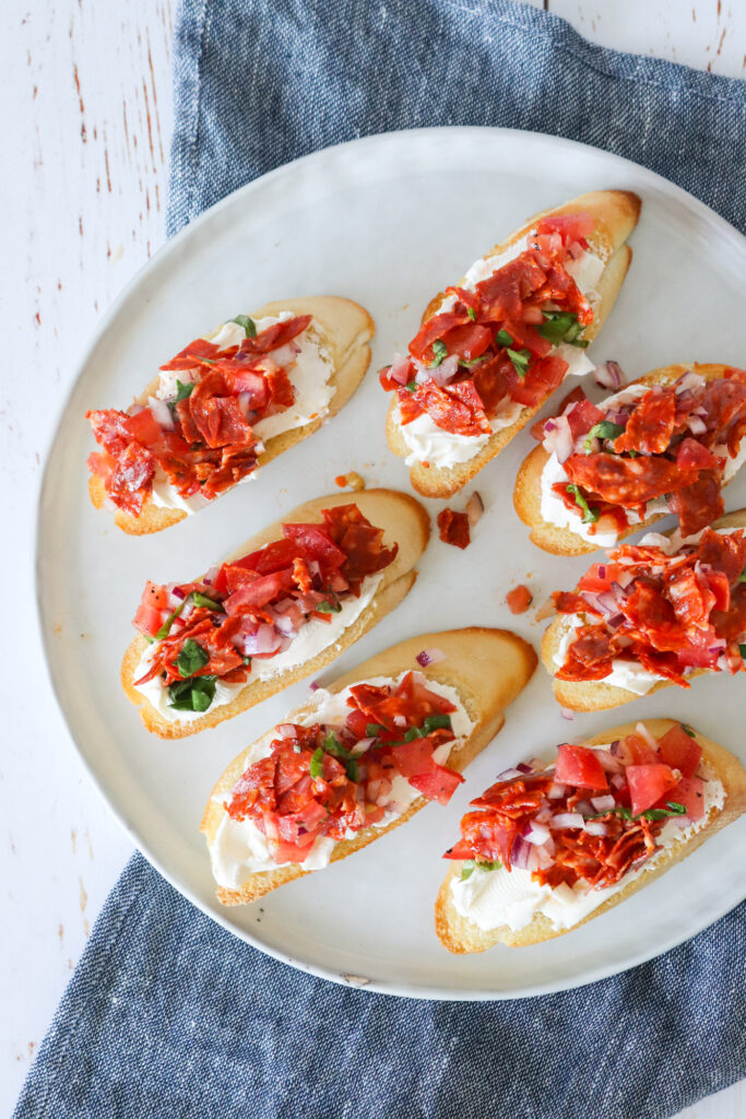 Brødhapsere Med Tomat Og Chorizo - Bruschetta Inspireret Brød