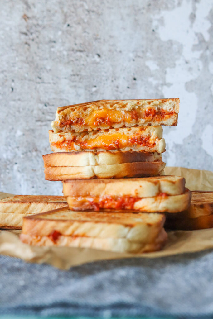 Sloppy Joe Toast - Toast Med Kødsauce Og Cheddar - Opskrift På Toast