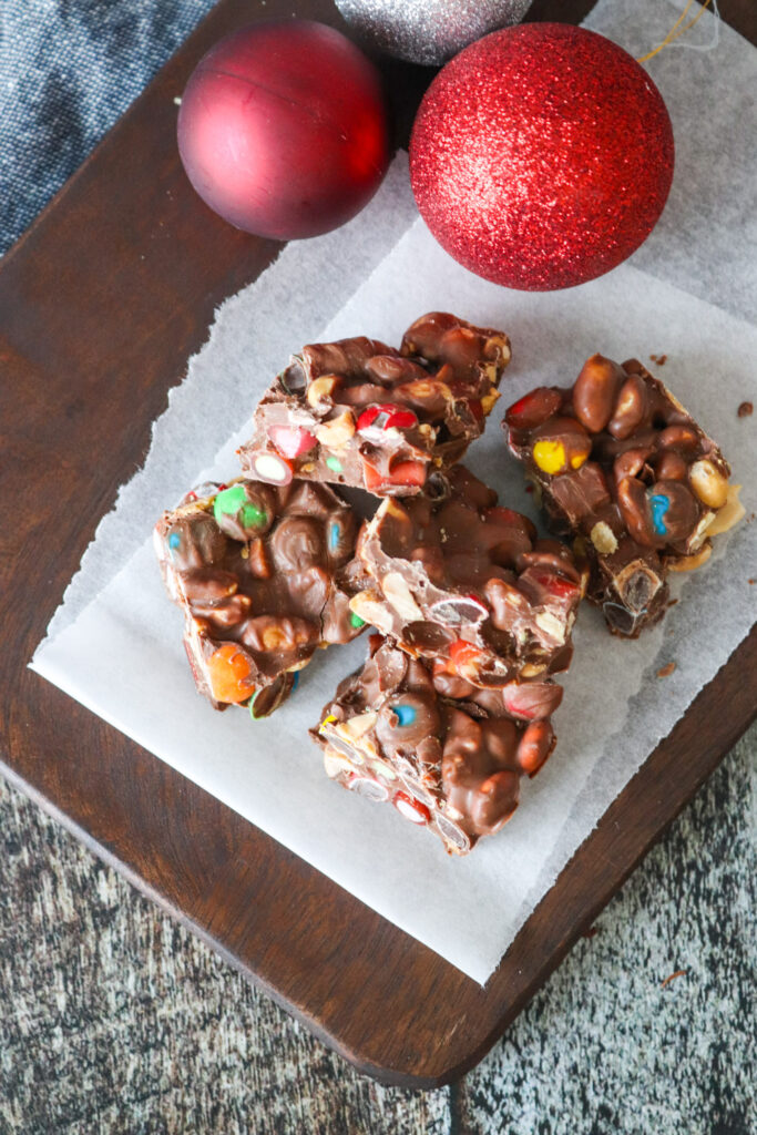 Chokoladebrud - Chokoladebrud Med Tivolistænger, M&Ms Og Peanuts