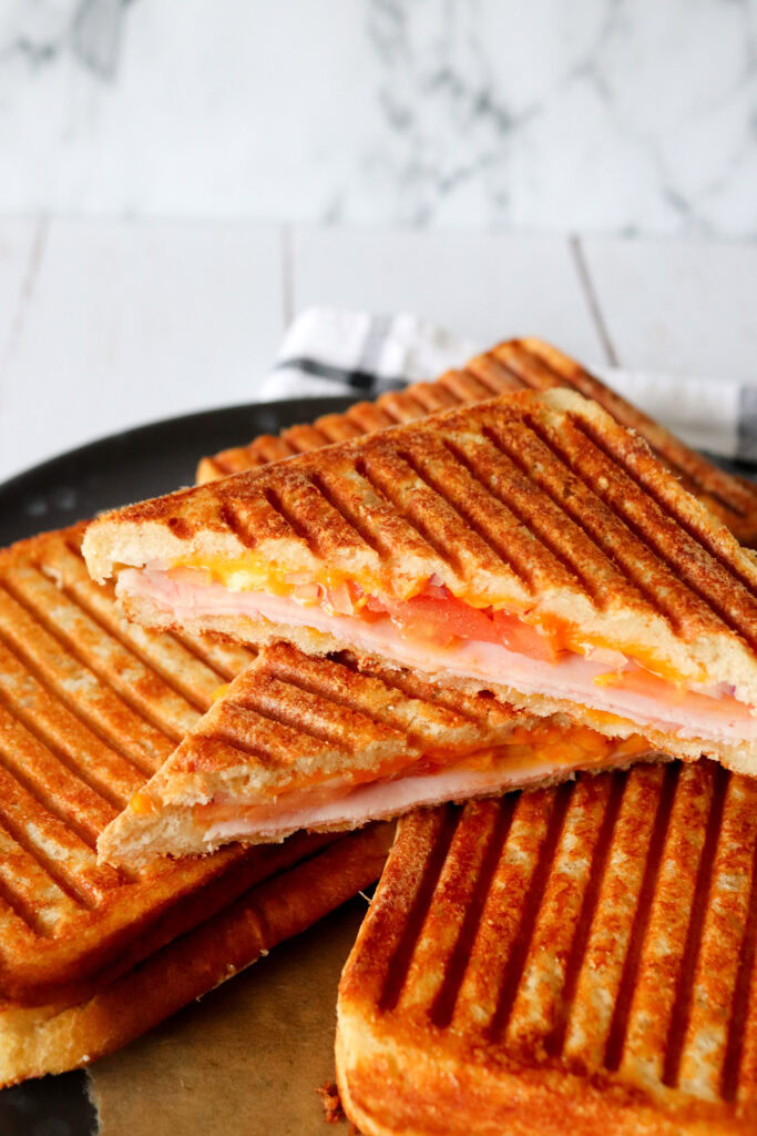Parmesan Toast Med Skinke Og Ost