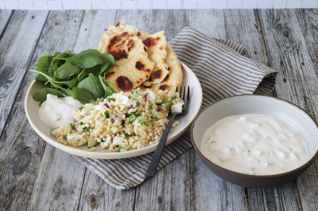 Pastasalat Med Raita
