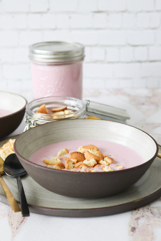 Hjemmelavet Koldskål Med Bær - Den Bedste Opskrift På Koldskål