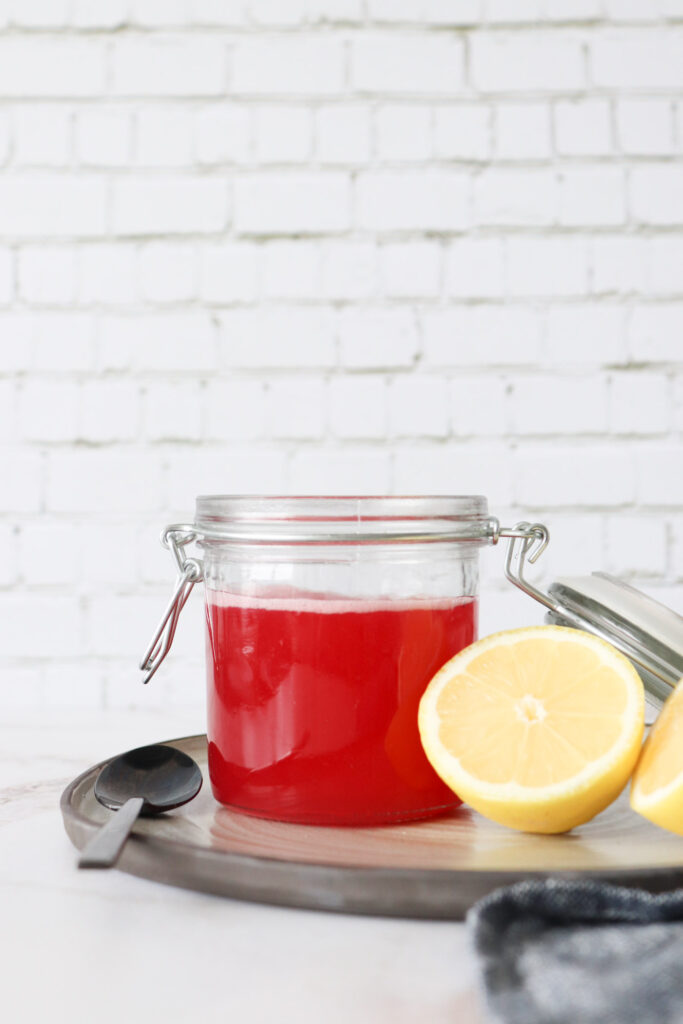 Rabarbersirup - Opskrift På Hjemmelavet Rabarbersirup