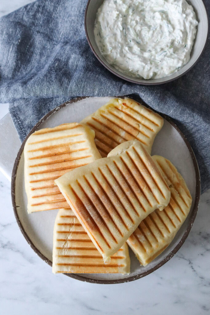 Fladbrød Som Panini Med Skinke Og Ost