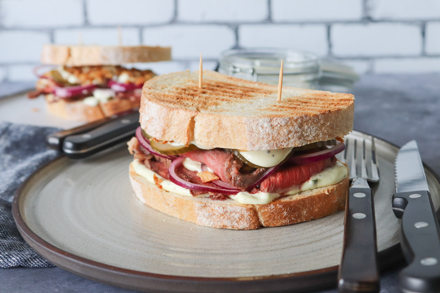 Bøf Bearnaise Sandwich - Med Oksefilet Og Bearnaisemayo