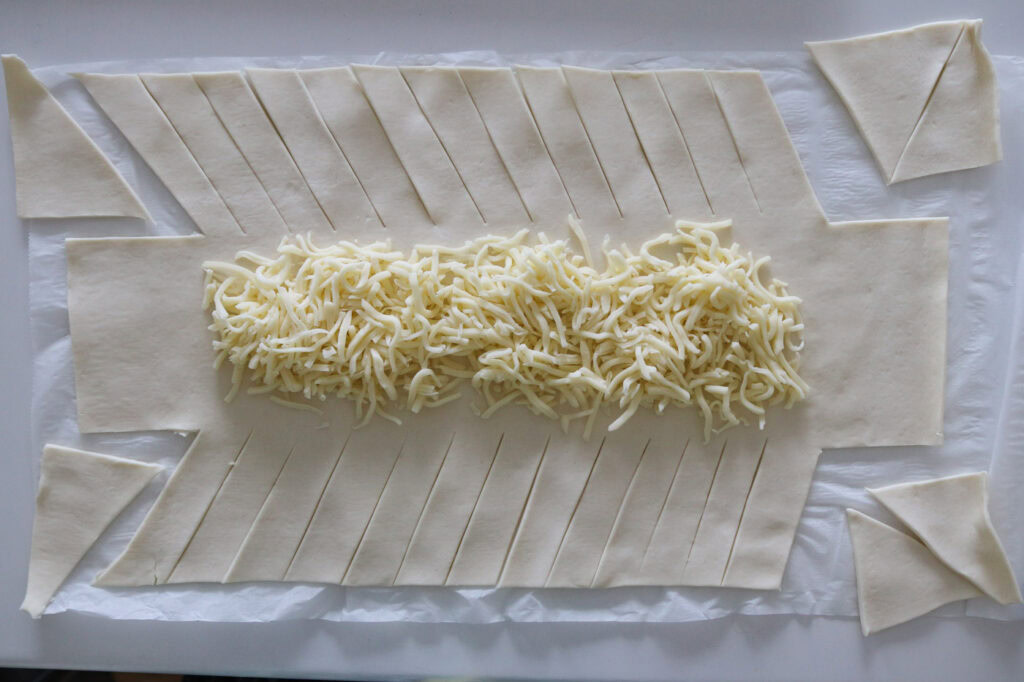 Butterdejsstang med pizzafyld