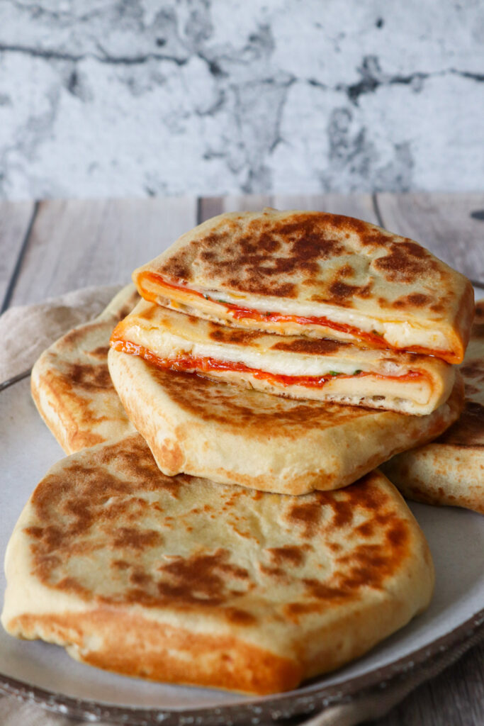 Naan Med Chorizo Og Ost