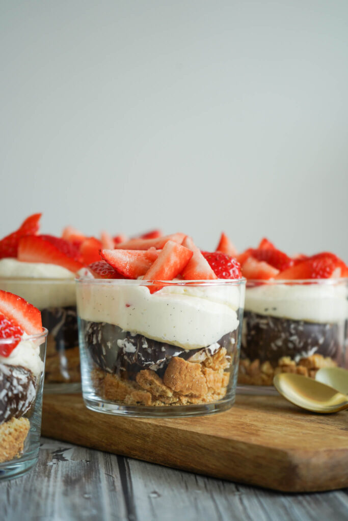 Flødebolle cheesecake dessert i glas