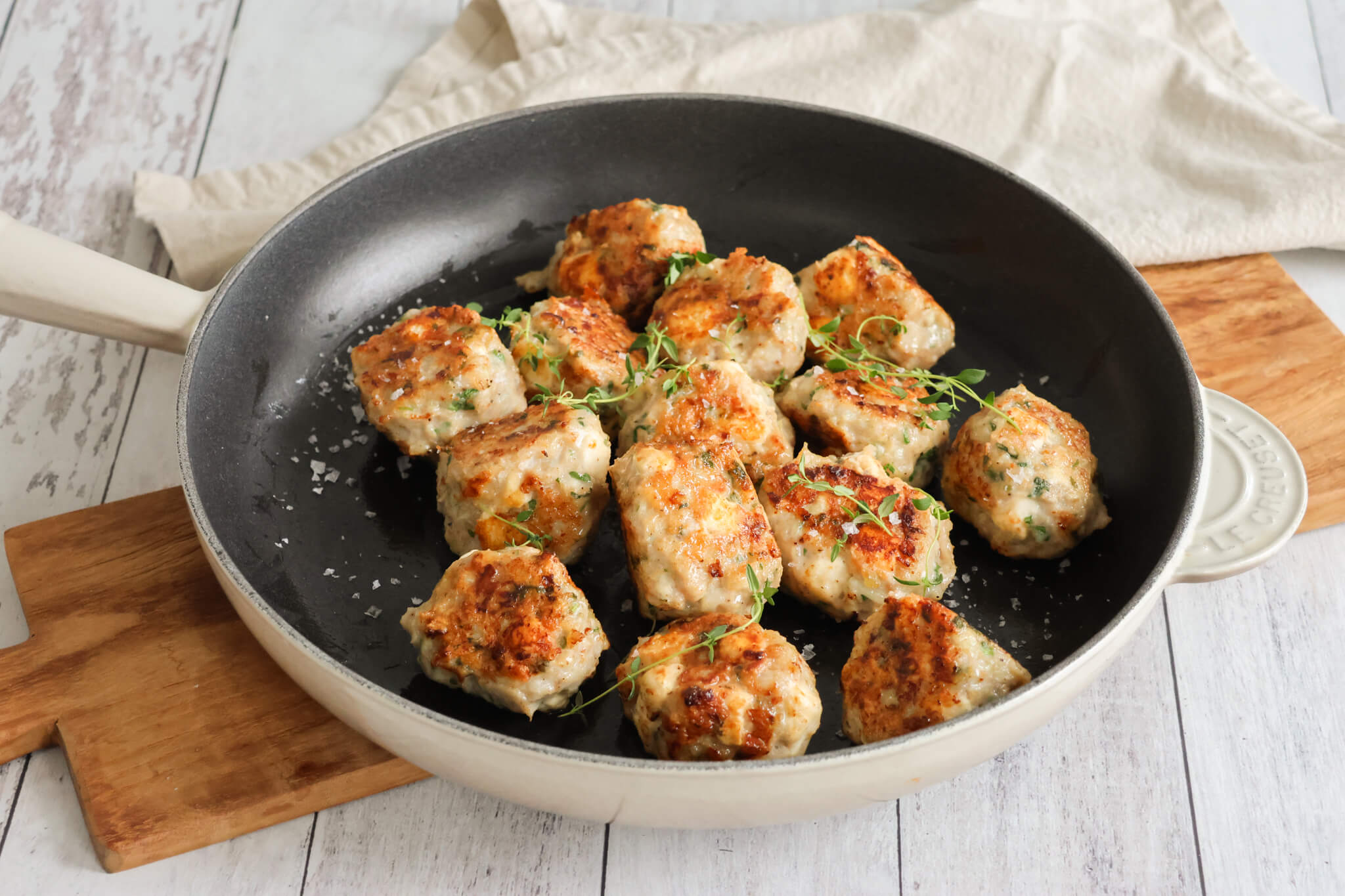 Kyllingefrikadeller med feta