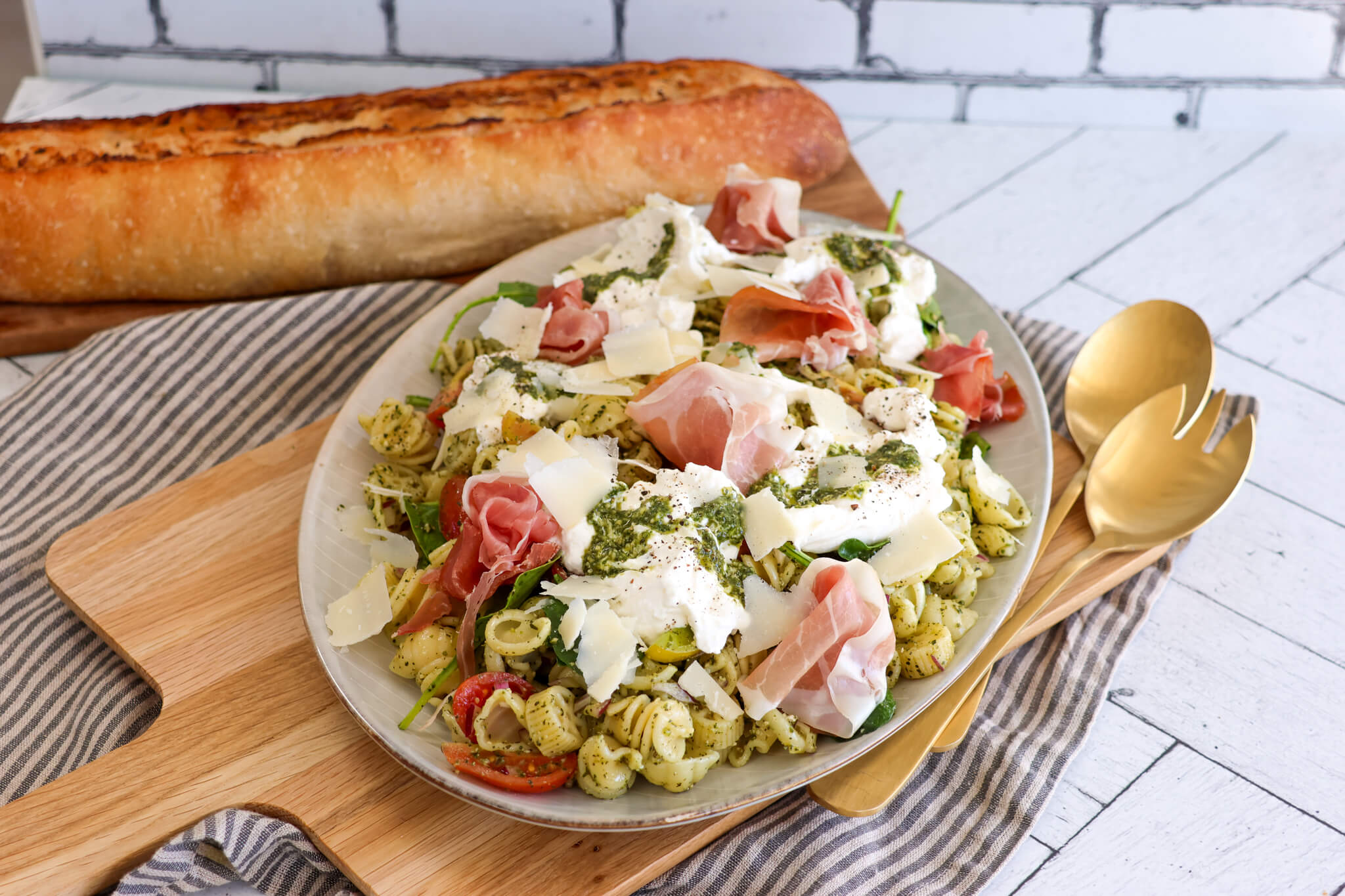 Pastasalat med burrata